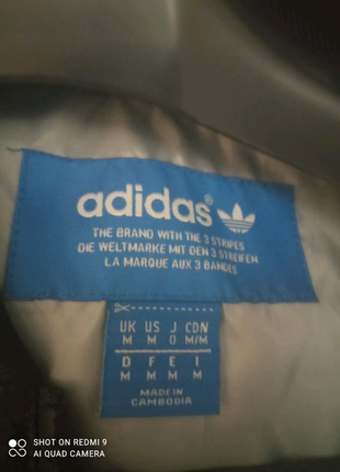 Курточка adidas оригінал в хорошому стані4 фото