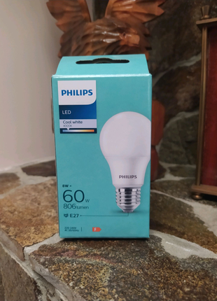 Philips лед лампа1 фото