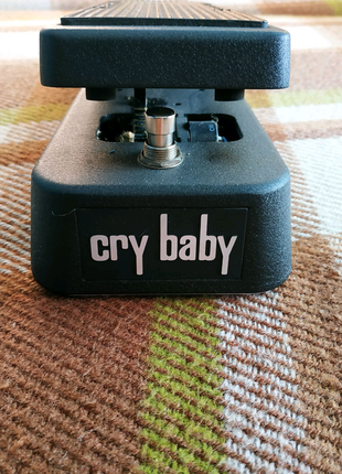 Dunlop gcb95 cry baby wah pedal