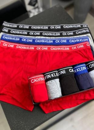 Чоловічий набір трусів 5 шт calvin klein колір чорний, сірий, білий, синій, червоний2 фото