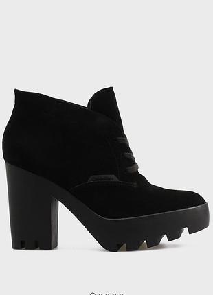 Ботинки calvin klein 4