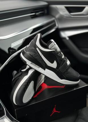 Мужские кроссовки nike air jordan legacy 312 low black white 41-43 фото