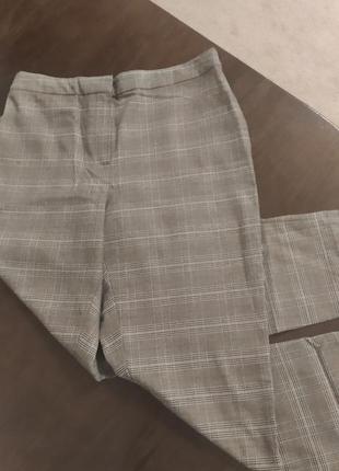 Стильні прямі штани в клітку