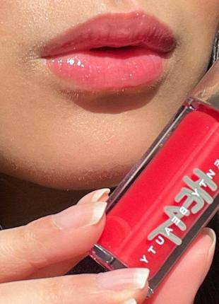 Блиск - плампер  для губ fenty beauty by rihanna gloss bomb heat universal lip luminizer + plumper, hot cherry3 фото