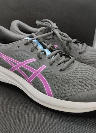 Жіночі бігові кросівки asics patriot1 фото