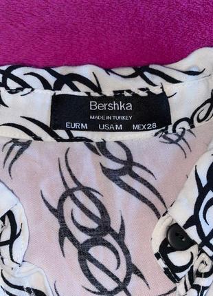 Укорочена жіноча сорочка bershka2 фото