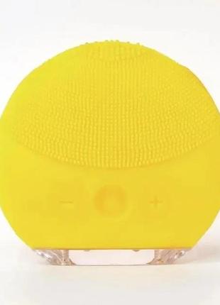 Электрическая щетка для чистки лица forever lina mini 2 (розовая, синяя, желтая)7 фото