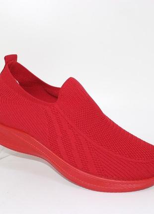 Красные женские кроссовки-слипоны из трикотажа1 фото