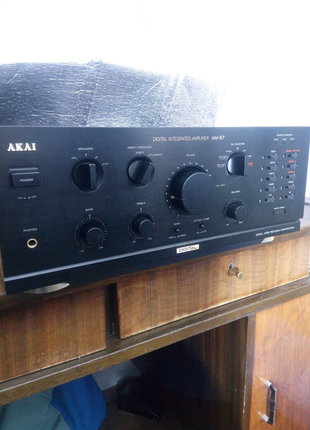 Усилитель akai am 67