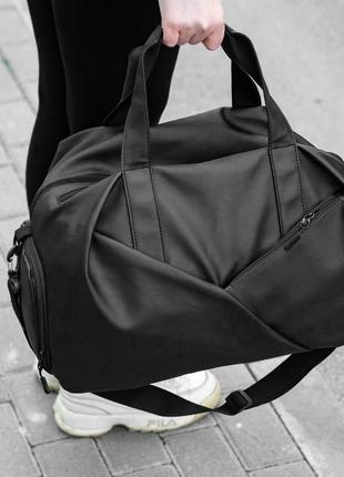 Дорожная спортивная сумка с отделение под обувь vast на 34 литров черного цвета из эко кожи
