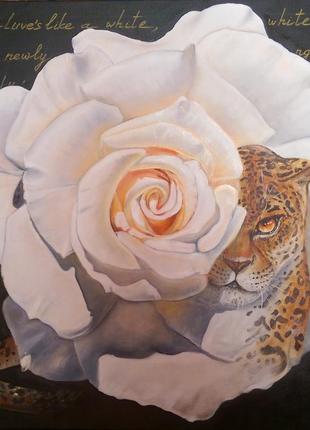 Картина интерьерная с большой белой розой и леопардом маслом на холсте2 фото