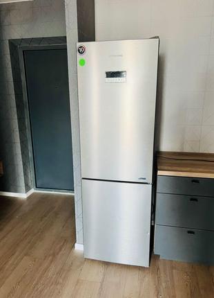 Холодильник grundig gkn 26860 xrhn новий