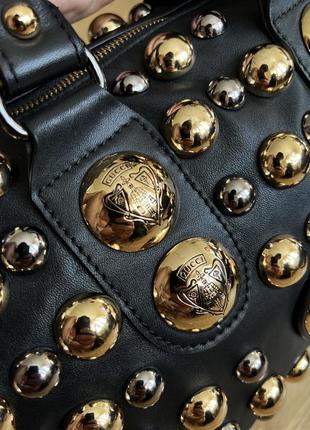 Сумка из натуральной кожи gucci babouska studded leather boston оригинал новая6 фото