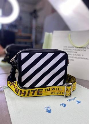 Кроссбоди off white  черный с белым принтом в виде полос и желтым ремнем c761