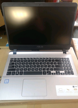 Ноутбук 15.6 i3-7020