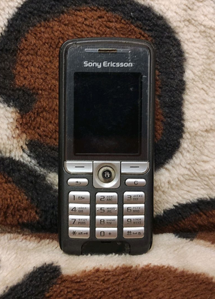 Мобильный телефон sony ericsson k320i