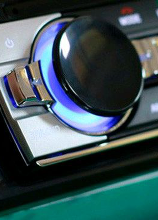 Автомагнітола з чистим звуком jsd-520bt з usb і bluetooth.5 фото