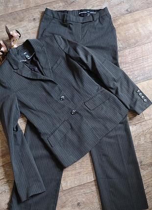 Трендовый брючный костюм в полоску от h&m графитовый цвет -s-ка 44р