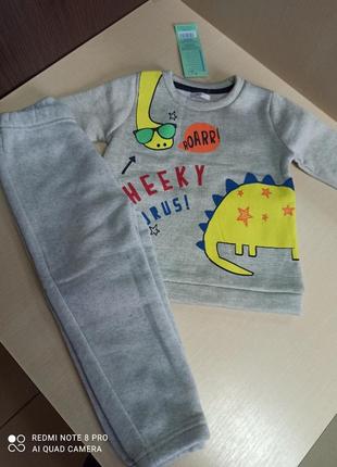 Тепленький легенький костюм на флісі для хлопчиків