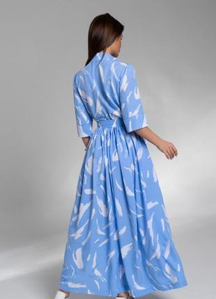 Голубое длинное платье с принтом и разрезом, софт, повседневный3 фото