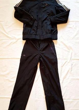 Класичний спортивний костюм жіночий, розмір xxs-xs у черн...1 фото