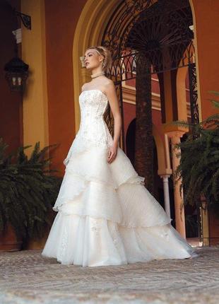Весільне плаття франція divina sposa