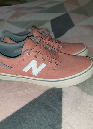 Кеди new balance