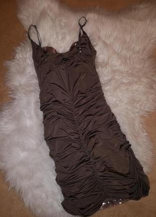 Платье в обтяжку нарядное с пайетками и драпировкой3 фото