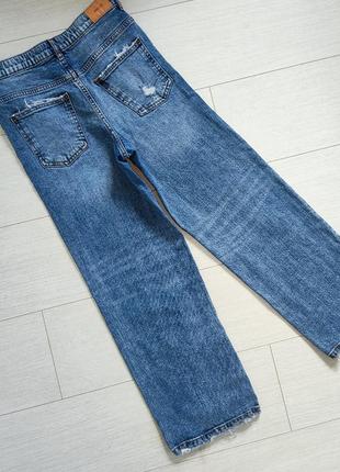 Фирменные крутежные джинсы прямого кроя zara с разрезами2 фото