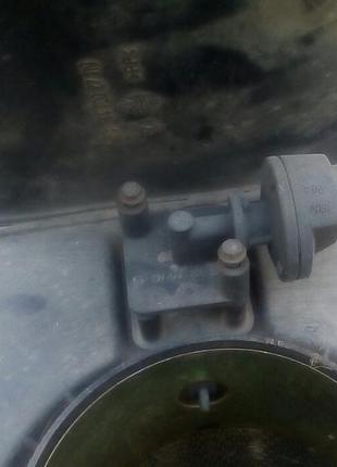 Датчик тиску в корпусі повітряного фільтра 0005404544 мерседес