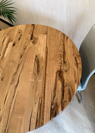 Круглий стіл обідній кухонний з дерева дуб з епоксидною смолою4 фото