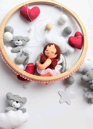 Дитячий мобіль для дівчинки