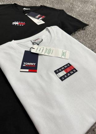 Футболка tommy jeans