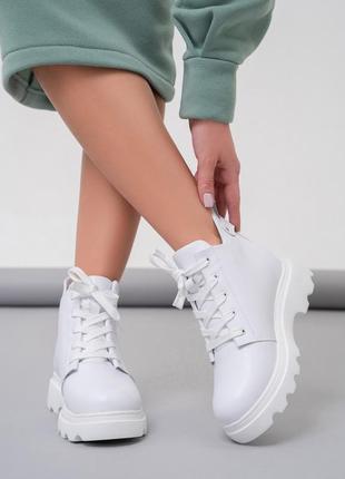 Белые зимние ботинки на шнуровке, кожа/мех, повседневный2 фото
