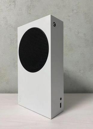 Xbox series s абсолютно нова