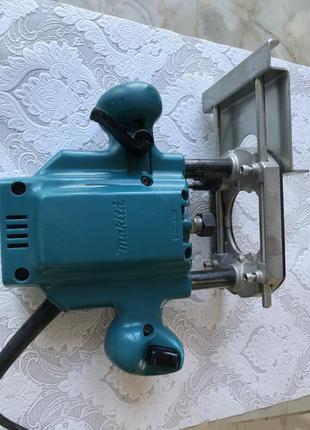 Фрезер makita 3620