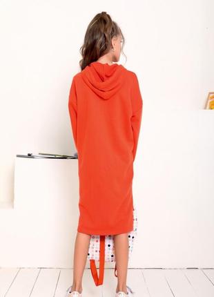 Оранжевое трикотажное платье с капюшоном, трехнитка, повседневный3 фото