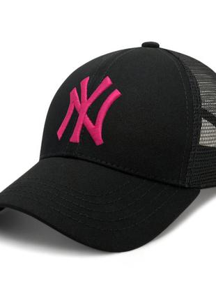 Кепка (бейсболка) ny yankees тракер (сетка) малиновая вышивка \ onesize \ черный1 фото