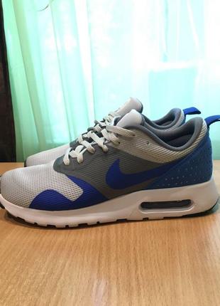 Кросівки nike air max taves1 фото