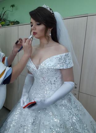 Весільна сукня (салон анабель)3 фото