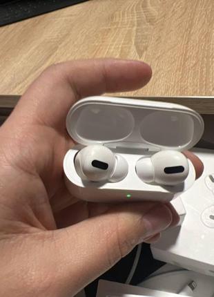 Навушники apple airpods pro