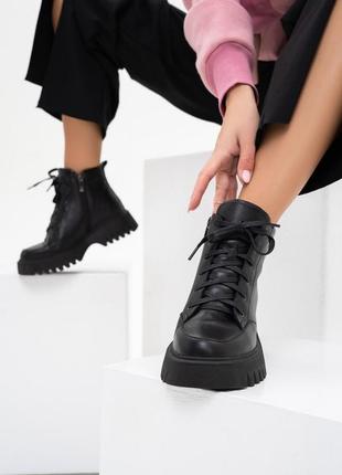 Чорні черевики з натуральної шкіри на хутрі, чорний, 38