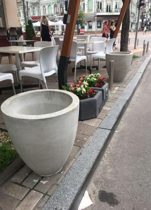 Декоративні горщики для квітів з бетону17 фото