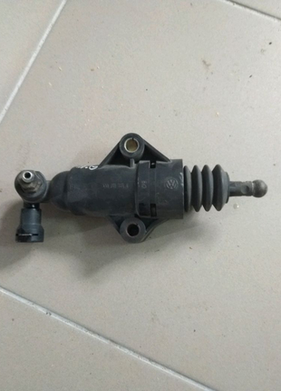 Циліндр зчеплення ауді а3,гольф 4