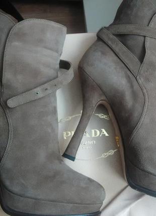 Ботильоны prada , замш, внутри   кожа.размер 39,5