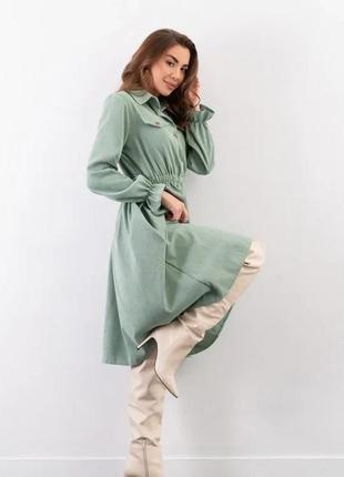 Зеленое вельветовое платье-рубашка с длинными рукавами, вельвет, повседневный2 фото