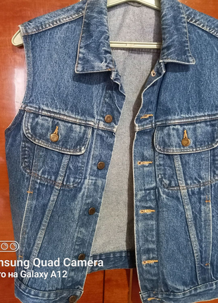 Мужская джинсовая жилетка размер 48