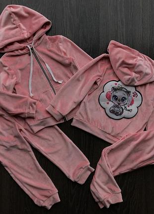 Мягкий костюм на девочку