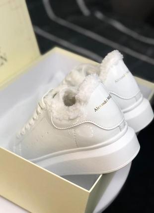 Красовки зимові alexander mcqueen white gloss fur топ продаж2 фото