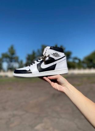 Чоловічі кросівки nike air jordan 1 retro white black